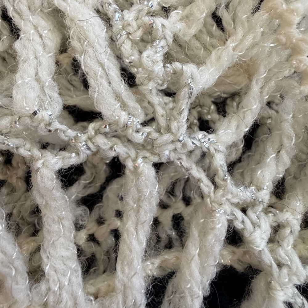 Vintage handmade crochet shawl wrap ivory cream OS - Picture 4 of 9